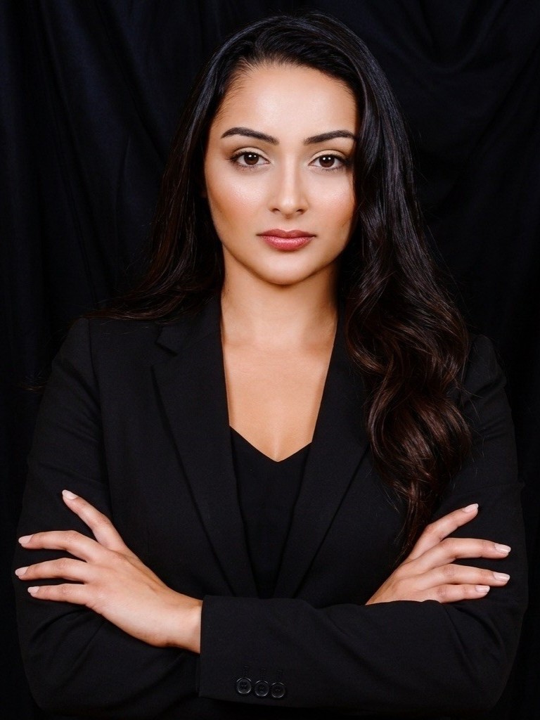Lorena Gonzalez, Miami rental specialist